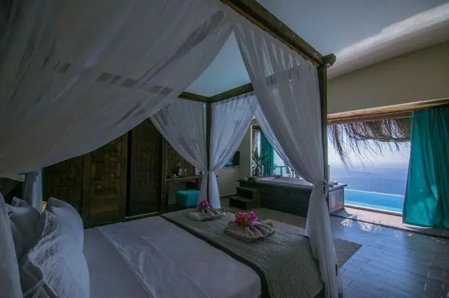 Capella Room