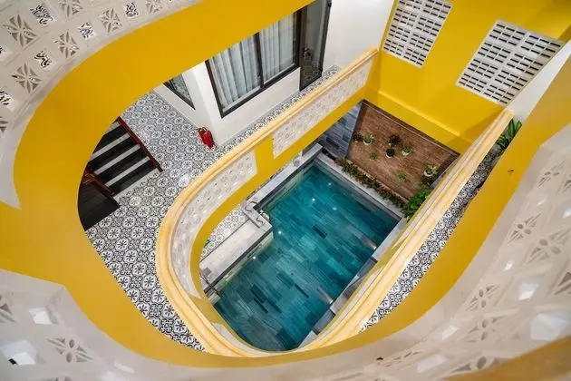 Deluxe Üç Kişilik Oda