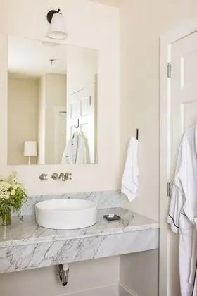 Deluxe Oda, 1 En Büyük (King) Boy Yatak ve Çekyat