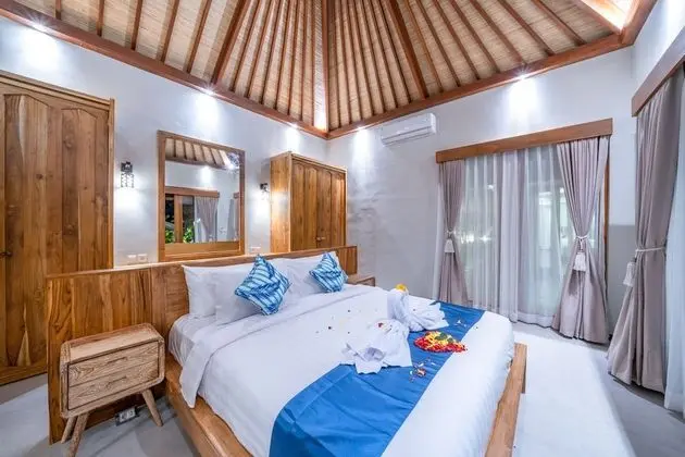 Villa, 2 Yatak Odası, Havuz Manzaralı