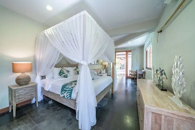 Villa, 2 Yatak Odası, Havuz Manzaralı