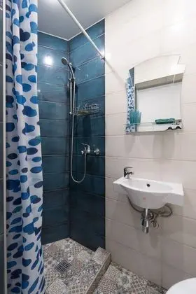 Business Tek Büyük Yataklı Oda