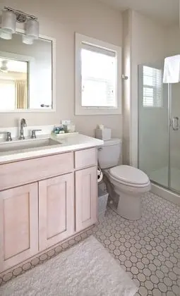 Stüdyo, 1 En Büyük (King) Boy Yatak (Hillside)