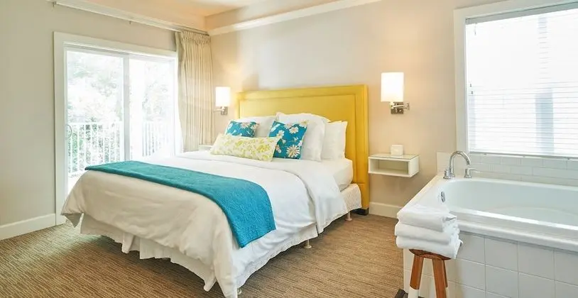 Süit, 1 En Büyük (King) Boy Yatak (Hillside)