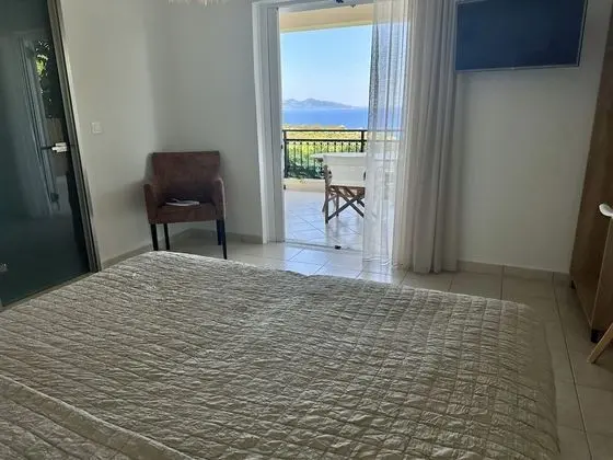 Deluxe Stüdyo, Deniz Manzaralı