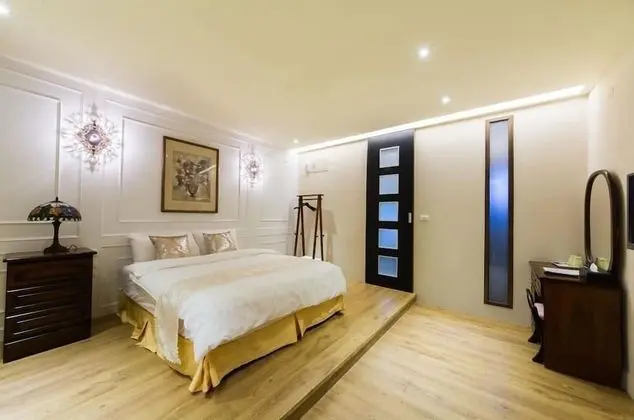 Deluxe Tek Büyük Yataklı Oda