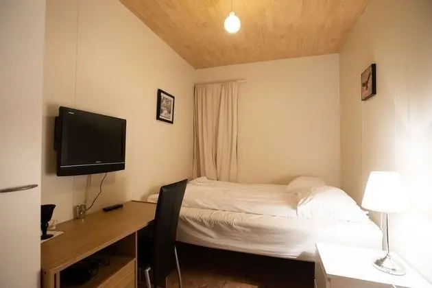 Basic Tek Büyük Yataklı Oda