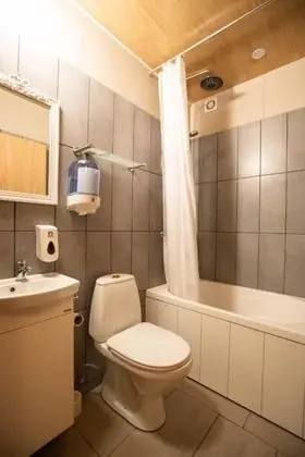 Basic Tek Büyük Yataklı Oda