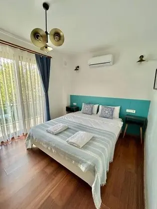 Standart Oda Balkonlu, Kara Tarafı, Balkonlu