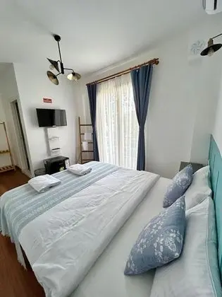 Standart Oda Balkonlu, Kara Tarafı, Balkonlu
