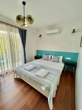 Standart Oda Balkonlu, Kara Tarafı, Balkonlu