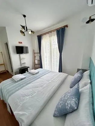 Standart Oda Balkonlu, Kara Tarafı, Balkonlu