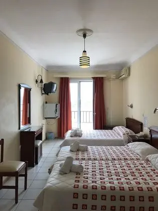 Üç Kişilik Oda, Plaj Manzaralı