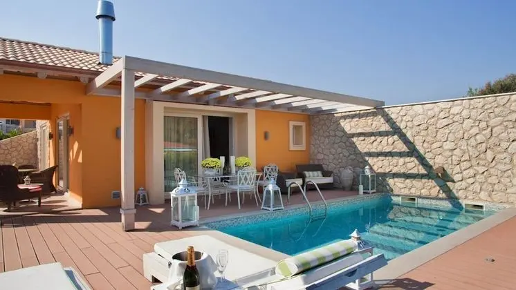 Executive Villa, Kişiye Özel Havuzlu