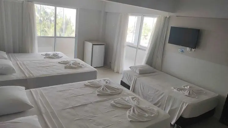 Family Oda, Veranda, Denize Bakan