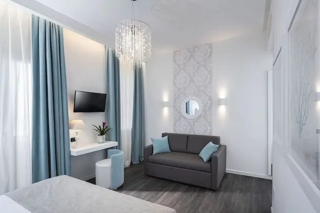 Triple Premier Suite