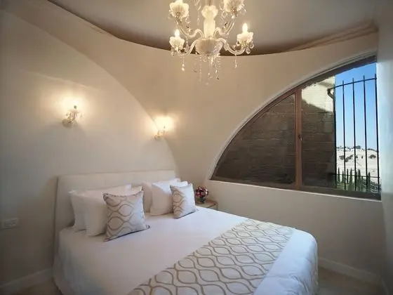 Classic Tek Büyük Yataklı Oda