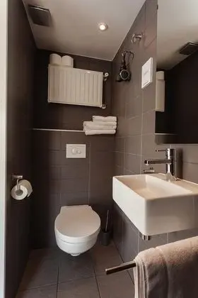 Basic İki Ayrı Yataklı Oda, Kanal Manzaralı
