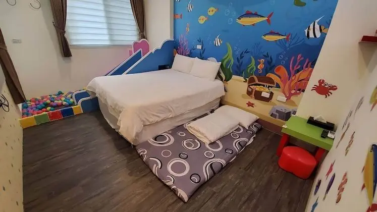 Family Tek Büyük Yataklı Oda