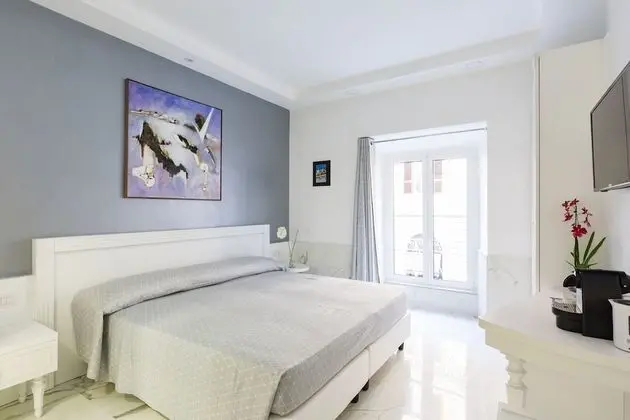 Superior Tek Büyük Yataklı Oda