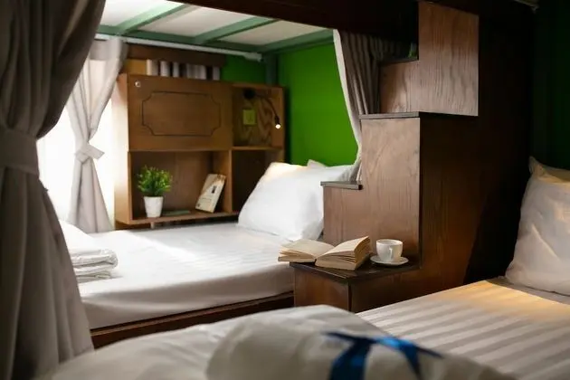 Deluxe Ortak Ranzalı Oda, Karma Ranzalı Oda (8 Beds)