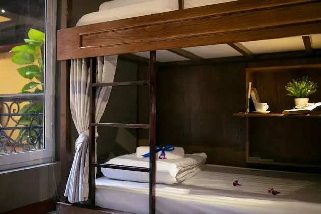 Superior Ortak Ranzalı Oda, Karma Ranzalı Oda (8 Beds)