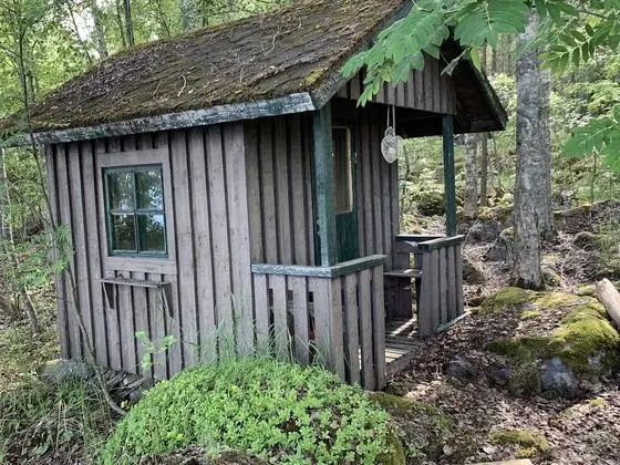 Traditional Kır Evi, Göl Manzaralı, Göl Kenarı (on an Island)