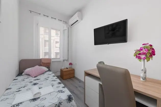 Tek Kişilik Oda, Ortak Banyo