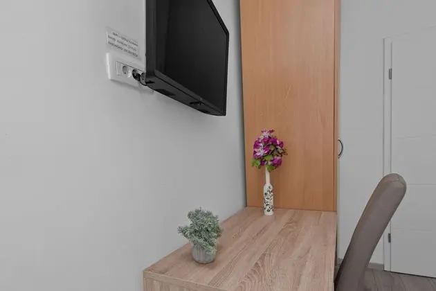 Tek Kişilik Oda, Ortak Banyo