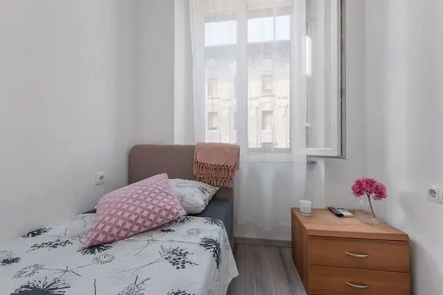 Tek Kişilik Oda, Ortak Banyo