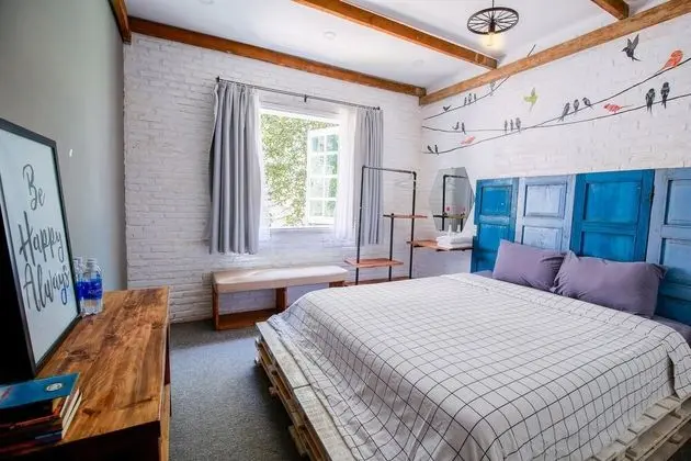 Olivia Room