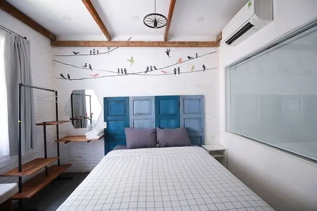 Olivia Room