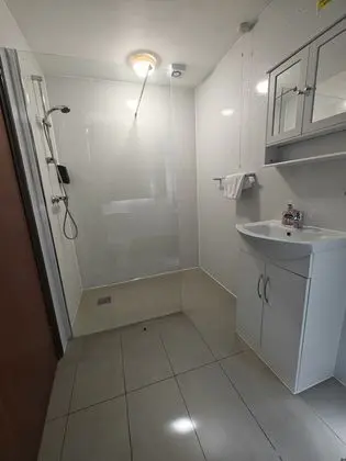 Üç Kişilik Oda, Banyolu/Duşlu