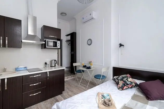 Deluxe Stüdyo (Versailles)