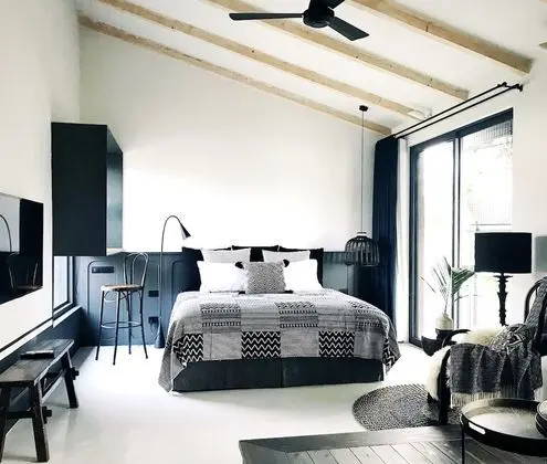 Magpie Suite Room