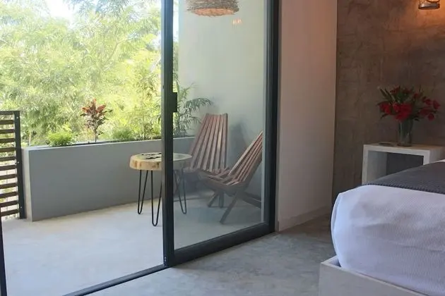 Suite King with Balcony and Pool view
