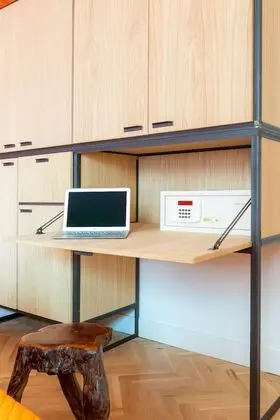 Apartment Suite