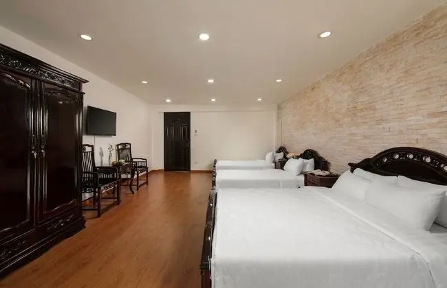 Deluxe Family Room