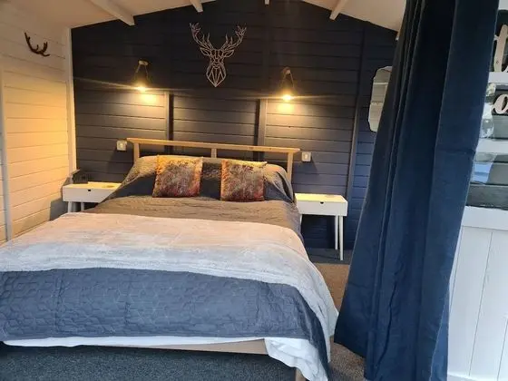 Kulübe, Ortak Banyo