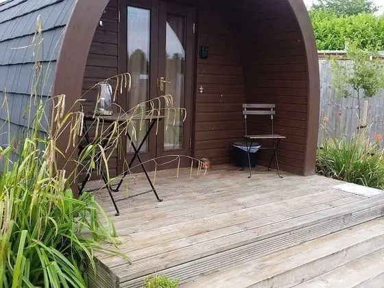 Oda, Ortak Banyo (Dog Pod)