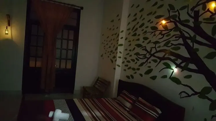 Tek Büyük Yataklı Oda, Balkon