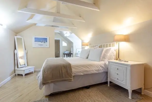 Loft Apartment
