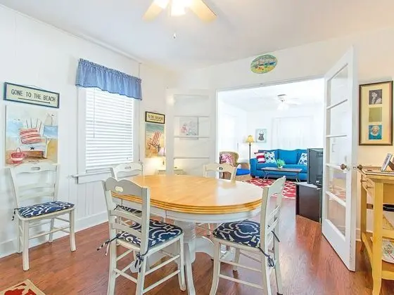 Ev, Birden Çok Yatak, Mutfak, Bahçe Manzaralı