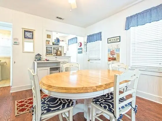 Ev, Birden Çok Yatak, Mutfak, Bahçe Manzaralı