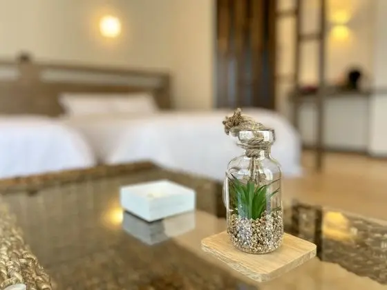 Deluxe Stüdyo, Sigara İçilmez