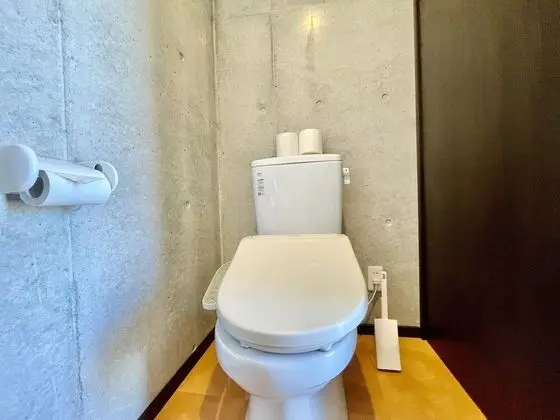Deluxe Stüdyo, Sigara İçilmez