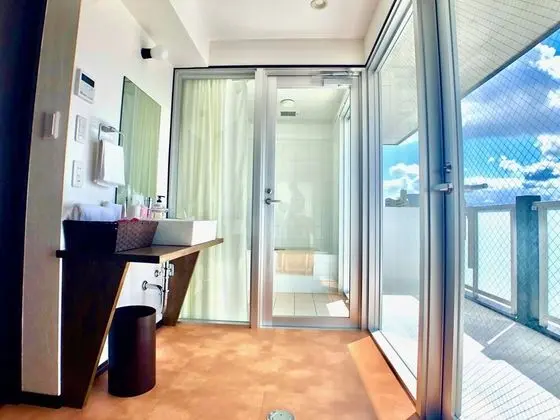 Deluxe Stüdyo, Sigara İçilmez