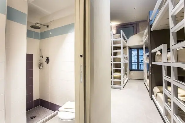 Comfort Ortak Ranzalı Oda, Banyolu/Duşlu