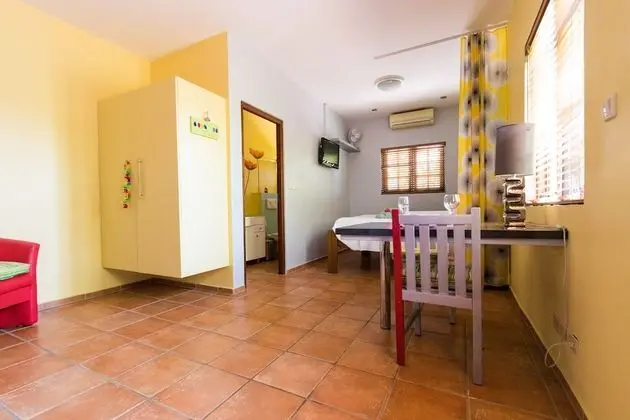 Stüdyo (Studio #2)