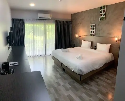 Deluxe Tek Büyük Yataklı Oda